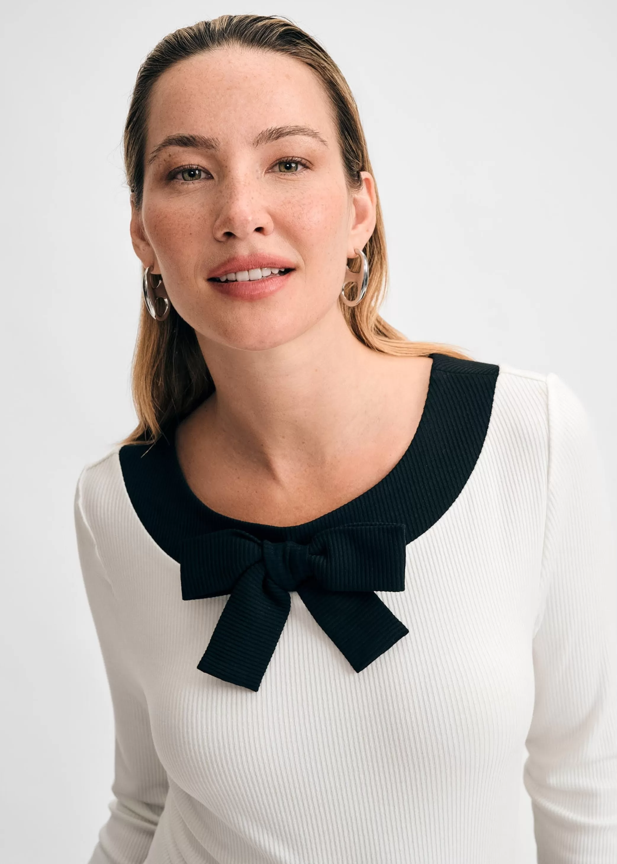 Long-Sleeved Knit Bow Top>Isaac Mizrahi Store